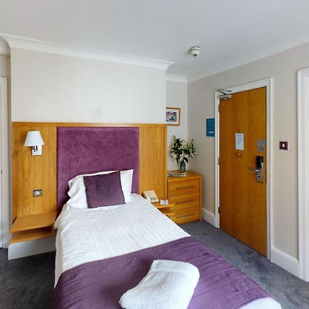 The Chequers Hotel Newbury  Exteriér fotografie