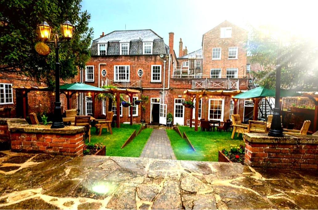 The Chequers Hotel Newbury  Exteriér fotografie