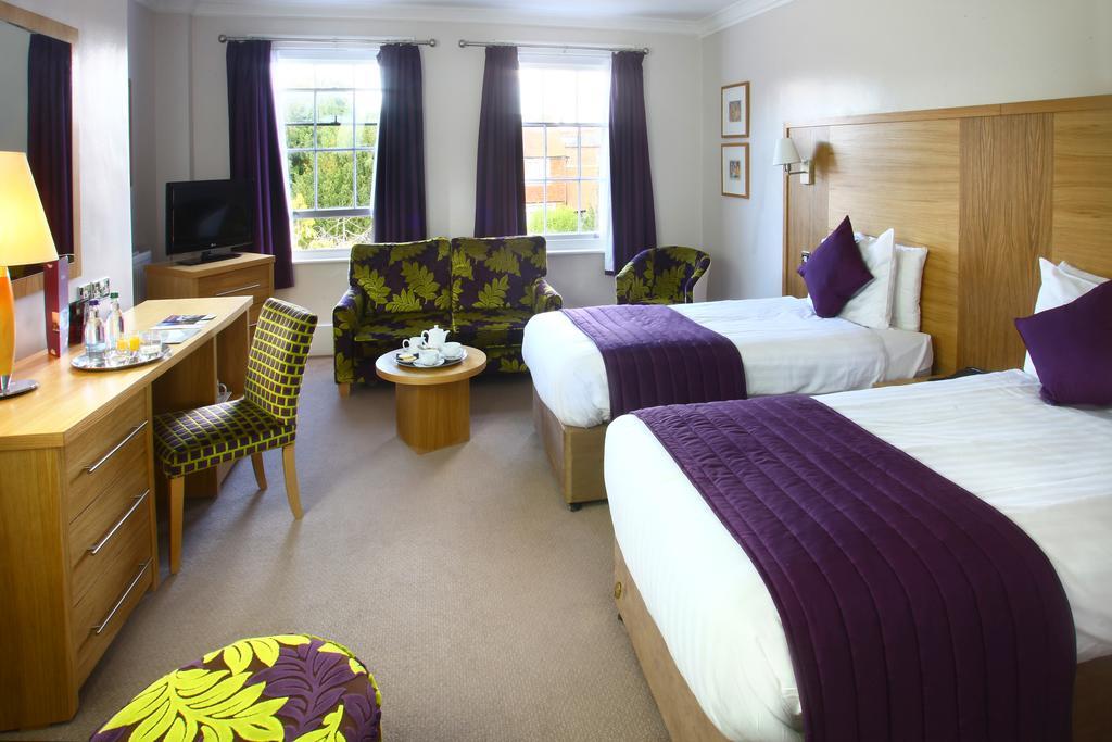 The Chequers Hotel Newbury  Exteriér fotografie